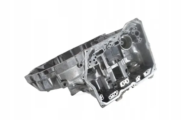 Carcasa trasera OEM 106.10 para VW Crafter image 3