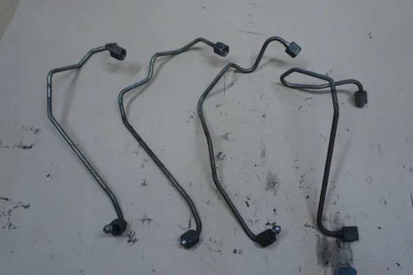 Kit de Tuyaux Injection MAZDA B2500 OEM 2.5 TD image 2