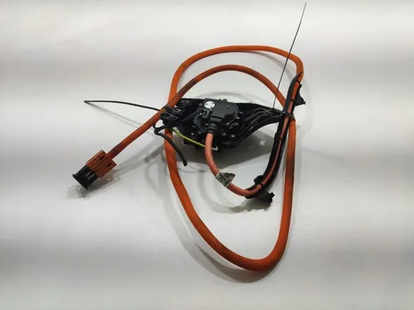 Prise de charge OEM 5A60026 pour BMW 2 Active Tourer PHEV image 4