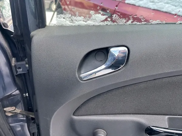 Panel de puerta trasera Opel Corsa D OEM AK-12-725090 image 5