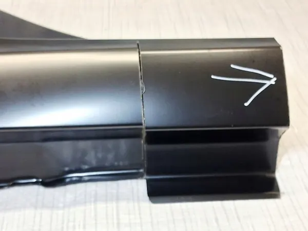 Opel Astra L 6 Kombi Seuil Droit Arrière Usagé OEM image 6