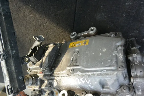 Mercedes E W212 Invertteri OEM A6519006702 image 4