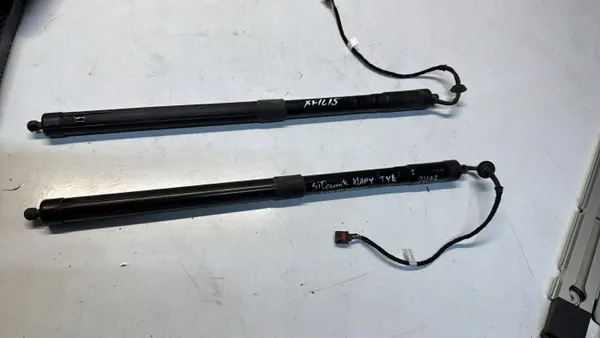 Jaguar XF Sportbrake takaluukun vaimennin OEM DX2370354AC image 2