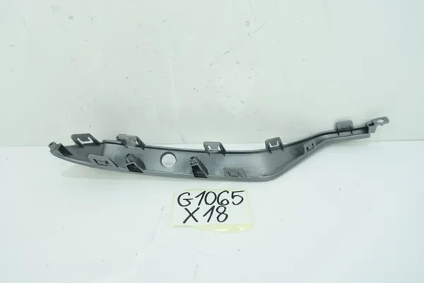 OEM 86695-G4550 Bakre Höger Stötfångarstrimma Hyundai Kona II image 5