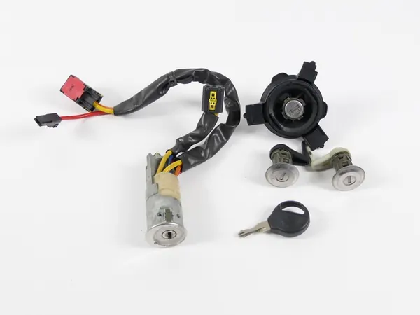 Sytytyskytkin Avainsetti Polttoainesäiliön Kansi Peugeot 206 98-09 image 2