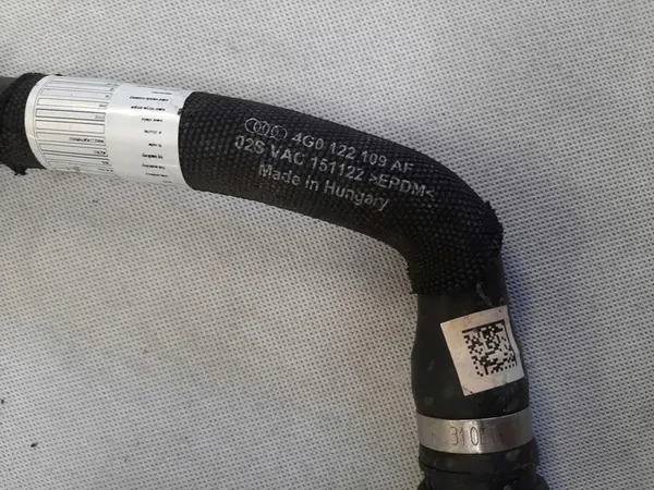 Audi A6 C7 Vesiputki 2014 3.0 TDI OE 4G0122109AF image 2