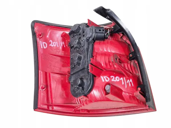 Lámpara Trasera Derecha Audi A4 B6 Avant 2000-2004 OEM 8E9945096A image 2