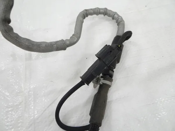 Manguera AdBlue OEM 9826303580 P4 para Peugeot Rifter image 8