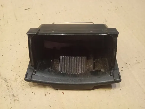 Ford S-MAX I 06-10 Bakre Askfat OEM Del image 2