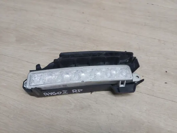 Toyota AYGO II DRL R Rechtes Tagfahrlicht image 2