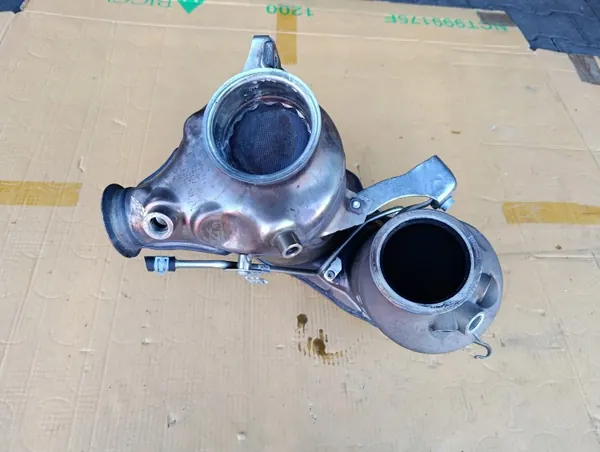 Catalyseur DPF VW Passat B8 2.0 TDI OEM 05L131656M image 2