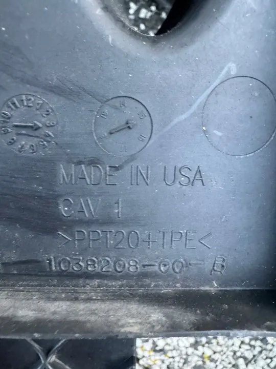 TESLA S 85D 13-16 Entrada de ar 1038208-00-B image 6