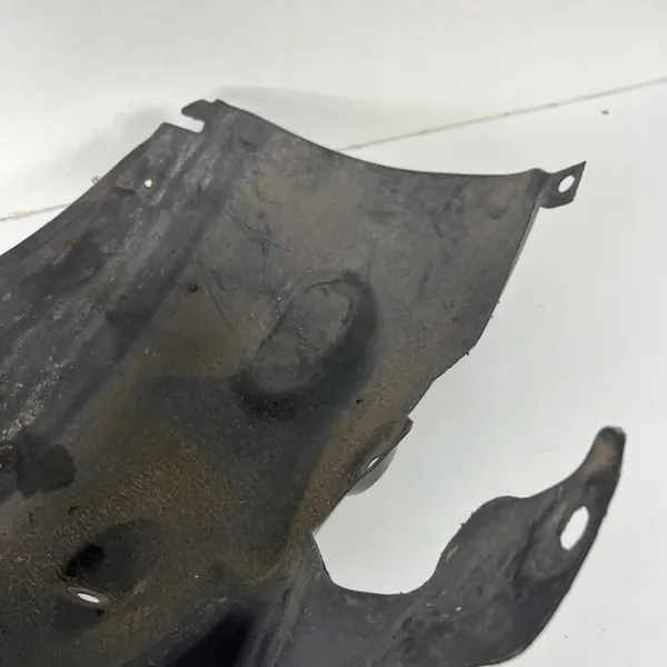 Oikea etupyöräkaari RENAULT MEGANE III OE 638446673R image 10