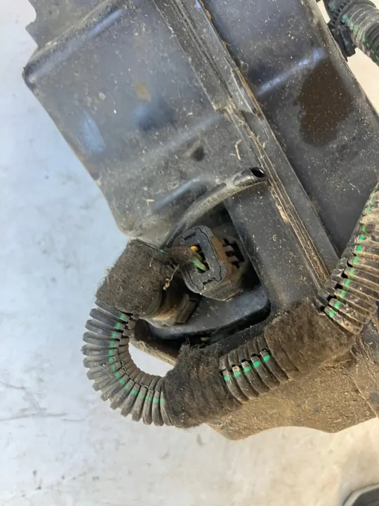 FAP Fluid Tank Peugeot 308 T9 1.6 EHDI image 3