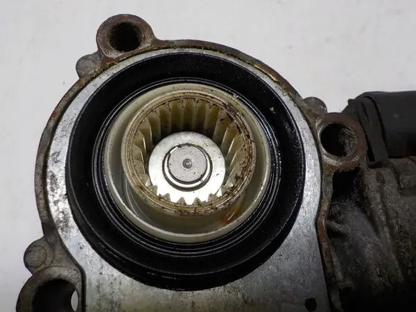 Réducteur d'angle BMW X3 E83 OEM 0130008507 image 3