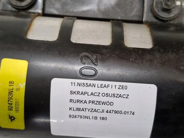 Nissan Leaf I AC Lauhdutin Kuivain Putki 447900-0174 image 3