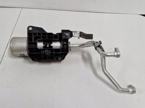 Nissan Leaf I AC Lauhdutin Kuivain Putki 447900-0174 image 5