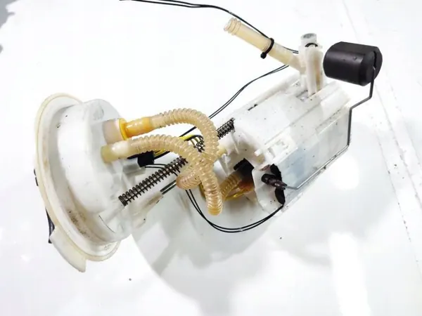 Pompe à carburant OEM 734406706 pour BMW Série 3 2016 image 2