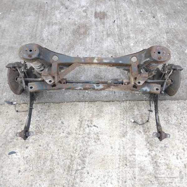 Ford Focus MK1 Hinterachsschwinge OEM 1.8 TDCI image 2