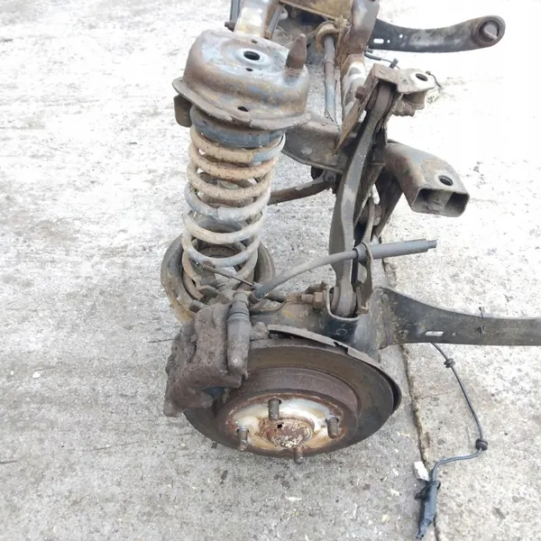 Ford Focus MK1 Hinterachsschwinge OEM 1.8 TDCI image 4