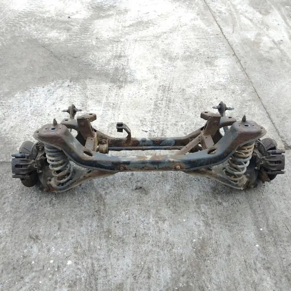 Ford Focus MK1 Hinterachsschwinge OEM 1.8 TDCI image 6