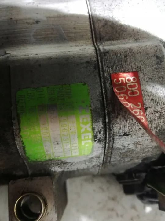 Compressor AC Audi A4 B5 OEM 5062310381 - Usado image 5