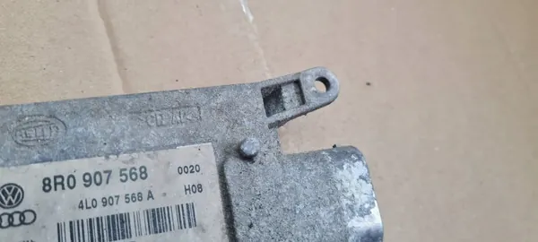 Audi Q5 Spurwechselassistent OEM 8R0907568 image 4