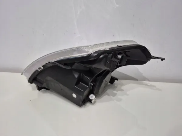 OEM 41981748 Oikea etuvalo Citroen C2:lle 03-09 image 6
