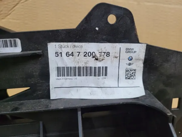 Valaisinkiinnike Oikea Etu BMW 5 OEM 51647200778 image 8