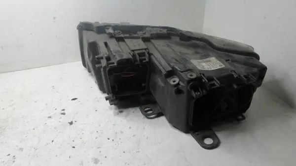 Audi A8 S8 D3 höger framlykta OEM COC1813 image 5