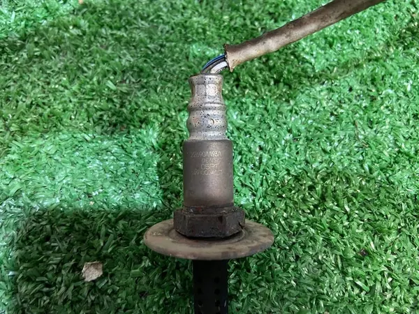 SONDA LAMBDA SUBARU LEGACY BM 22690AA93A image 2