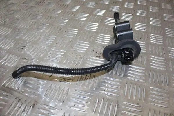 Cylindre d'embrayage AUDI A6 (4F2, C6) 2006 4F0721401 image 1