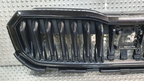 SKODA SCALA LIFT 657 Grill Bumper OEM 657853653B image 6