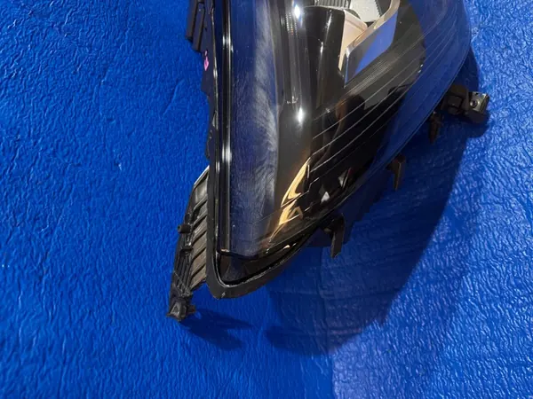 Oikea etu Full LED -ajovalo Renault Megane IV 260106126R image 2