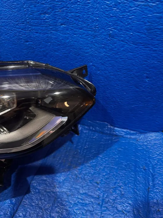 Oikea etu Full LED -ajovalo Renault Megane IV 260106126R image 6
