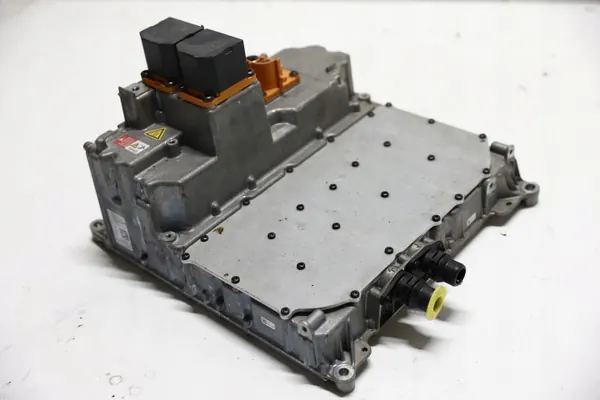 Porsche Taycan 9J1 Spannungswandler Modul 9J1915539 CN image 3