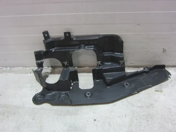 BMW X5 F15/F16 Onder Rechter Turbobeschermer OEM 51757325400 image 7