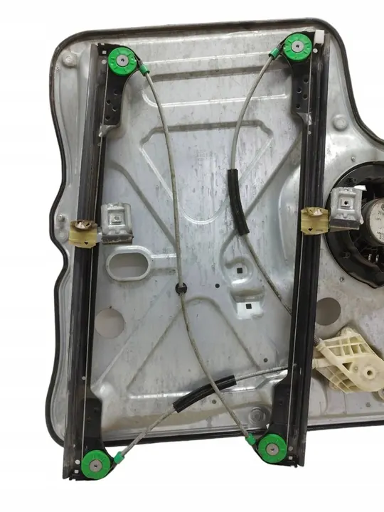 Mecanismo de elevação de janela dianteira sem motor 7H0837753B image 6