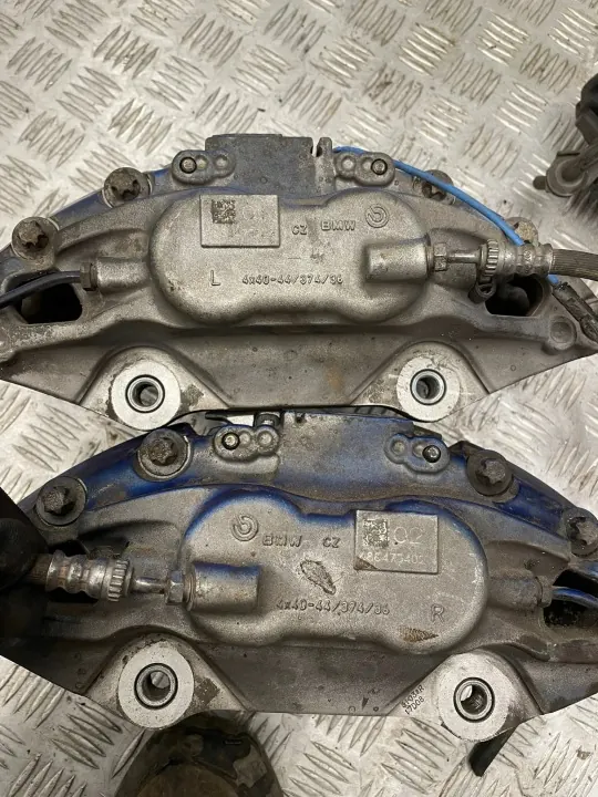 Juego de pinzas de freno OEM DO BMW 7 G11 G12 4.4 V8 image 7