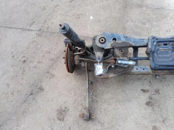 BMW X3 E83 bakvagnsbalk OEM Wrakowisko-18155 image 9