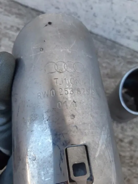 AUDI A4 B9 8W0253825B Puntas de Silenciador Traseras image 3