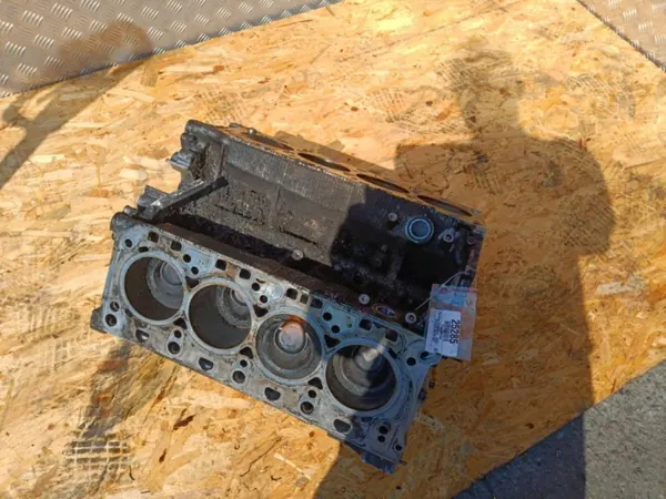 Bloque Motor Porsche Wrakowisko-25285- 4.8L V8 image 4