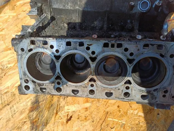 Bloque Motor Porsche Wrakowisko-25285- 4.8L V8 image 5