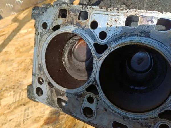 Bloque Motor Porsche Wrakowisko-25285- 4.8L V8 image 6