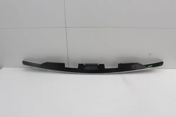 Toyota OE Heckklappenblende für Auris I Lift 09-12R image 7