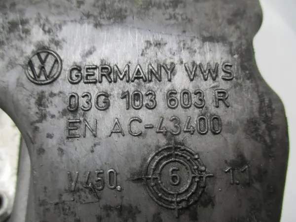 Audi A4 B8 A5 07-14 2.0 TDI oljepanna 03G103603R image 4