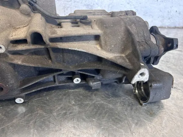 BMW X1 F48 F49 Achterdifferentieel OEM 8655340 image 3