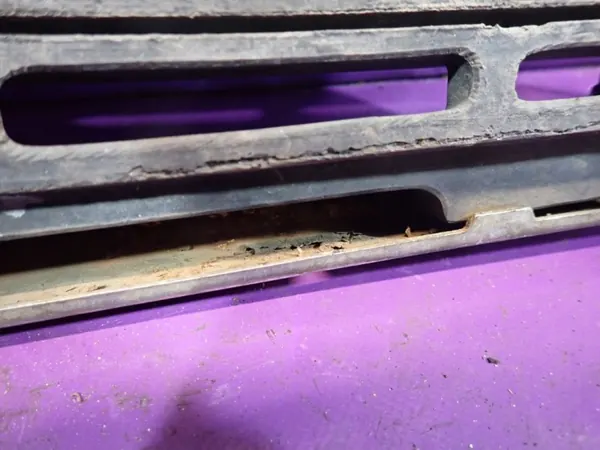 Mercedes 124 Sedan grille embleem OEM Zawada-383988- image 10