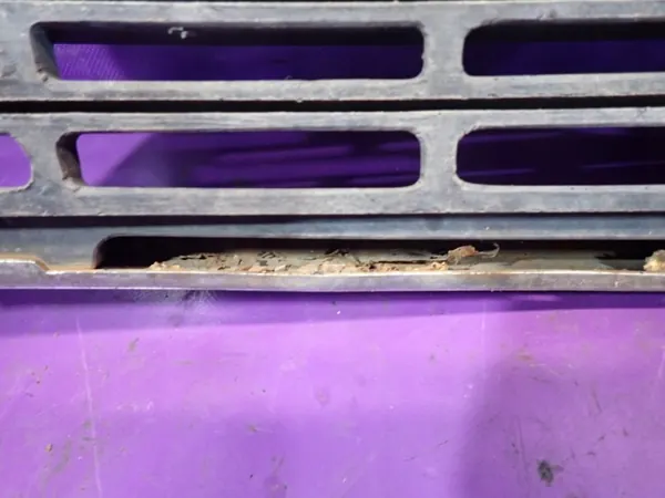 Mercedes 124 Sedan grille embleem OEM Zawada-383988- image 9