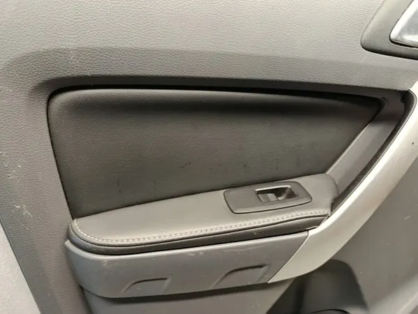 Panel puerta trasera Ford Ranger OEM AB392627407FW image 3